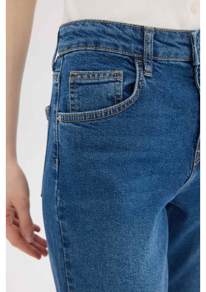 Lina Comfort Mom Normal Bel Düz Paça Jean Kar Yıkamalı Pantolon D8179AX25SP fırsatları
