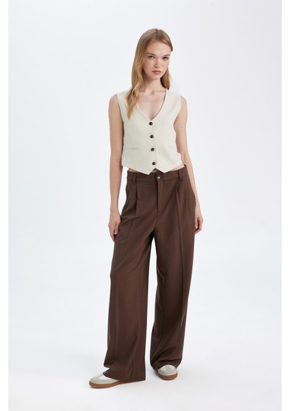 Klasik Kumaş Pantolon Wide Leg Geniş Bol Paça Fleto Cepli Yüksek Bel Standart Boy Basic Düz D8150AX24AU