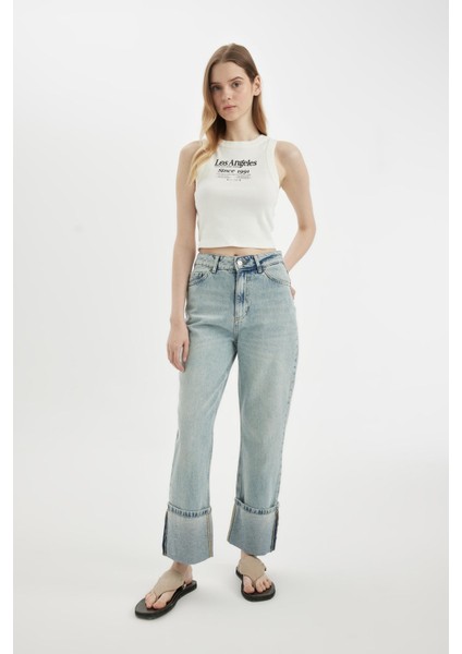 Straight Fit Yüksek Bel Katlamalı Paça Bilek Boy Jean Yıkamalı Pantolon D0327AX24HS fiyatları