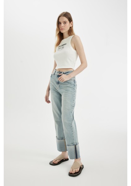 Straight Fit Yüksek Bel Katlamalı Paça Bilek Boy Jean Yıkamalı Pantolon D0327AX24HS modelleri