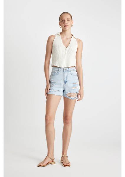 Mom Fit Yüksek Bel Paça Ucu Kesik Jean Şort C0680AX24HS modelleri
