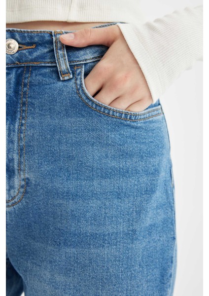 Mary Vintage Straight Fit Yüksek Bel Paça Ucu Kesik Bilek Boy Jean Yıkamalı Pantolon C7367AX24AU indirimleri
