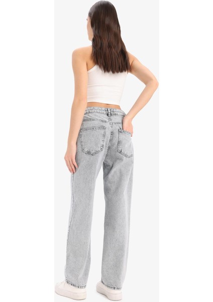 Straight Fit Yüksek Bel Kısa Paça Jean Yıkamalı Pantolon E8013AX25SM