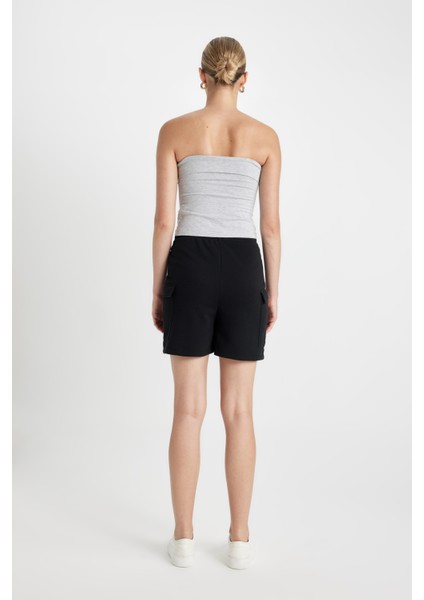 Regular Fit Düz Paça Şort Y0102AZ24SM indirimleri