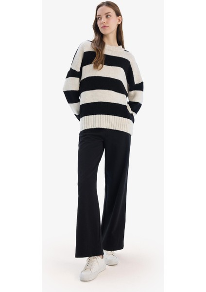 Wide Leg Standart Boy Basic Düz Geniş Bol Paça Eşofman Altı E7952AX25SP