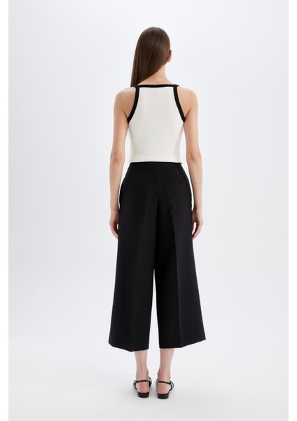 Klasik Chino Kumaş Pantolon Culotte Siyah Basic Düz Normal Bel Cepli Geniş Paça C2052AX24AU