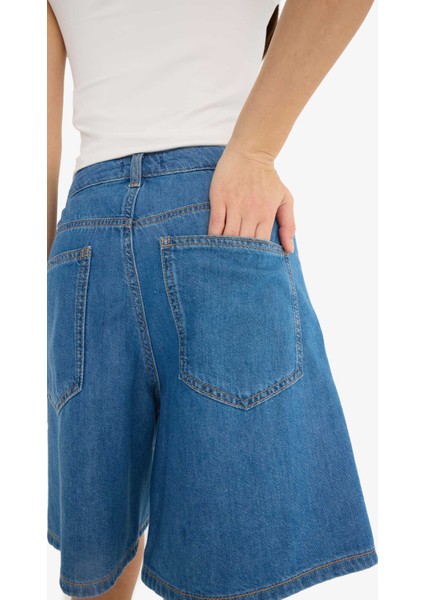 Yüksek Bel Düz Paça Yumuşak Jean Bermuda E0961AX25SM