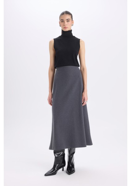 A Kesim Esnek Belli Basic Düz Normal Bel Maxi Etek indirimleri