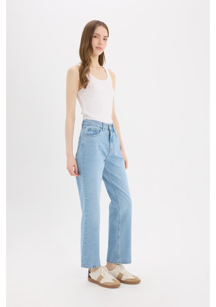 Straight Fit Yüksek Bel Bilek Boy Jean Yıkamalı Pantolon E3191AX25SP modelleri