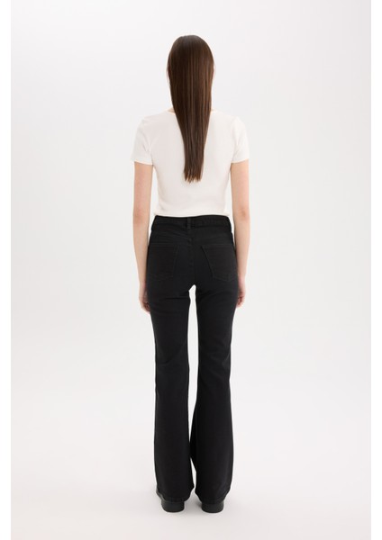 Mia Yüksek Bel Düz Paça Cepli Jean Pantolon D6639AX25SP