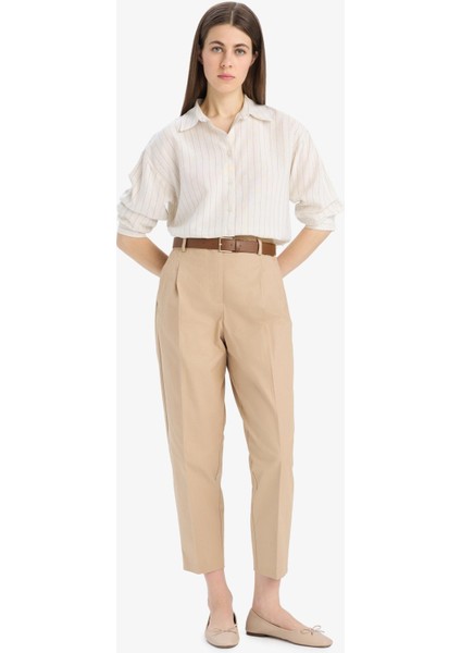 Carrot Fit Gabardin Kumaş Pantolon Kemerli Yüksek Bel Kısa Paça D2732AX25SP