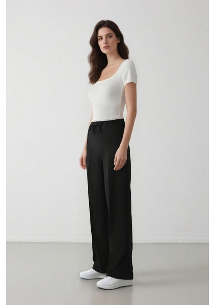 Wide Leg Kumaş Pantolon Normal Bel Geniş Cepli Pensli Bol Paça E2470AX24WN modelleri