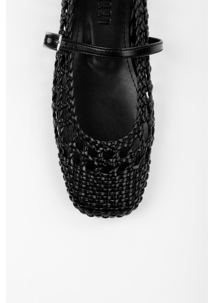 Kadın Miela Siyah Cilt Tokalı Örgü Babet fiyatları