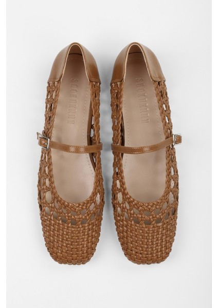 Kadın Miela Karamel Cilt Tokalı Örgü Babet modelleri