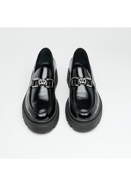 Günlük Hakiki Deri Kadın Tokalı Casual Ayakkabı modelleri