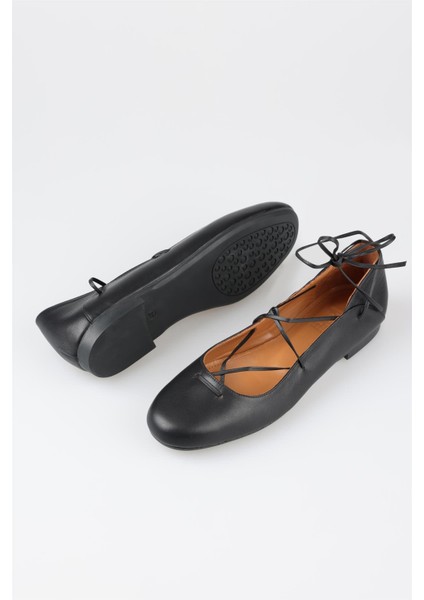 Siyah Deri Kadın Babet modelleri