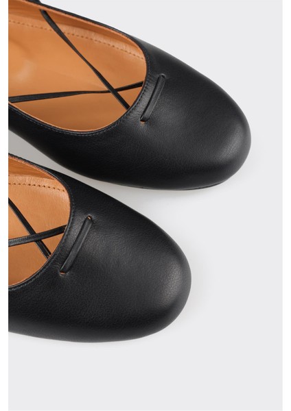 Siyah Deri Kadın Babet fırsatları