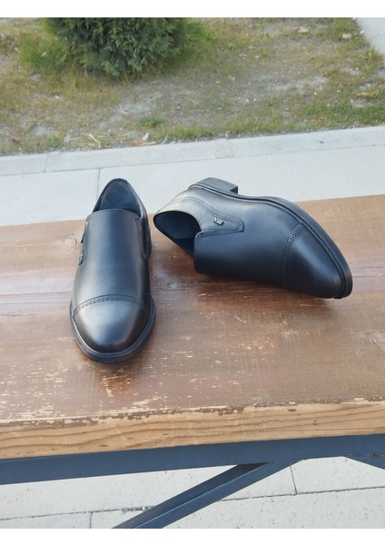 Erkek Kışlık Kundura Hakiki Deri Kauççuk ve Kaymaz Taban Bağcıksız modelleri