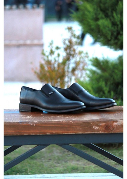 Erkek Mevsimlik Kundura Hakiki Deri Kauççuk Taban Bağsız modelleri