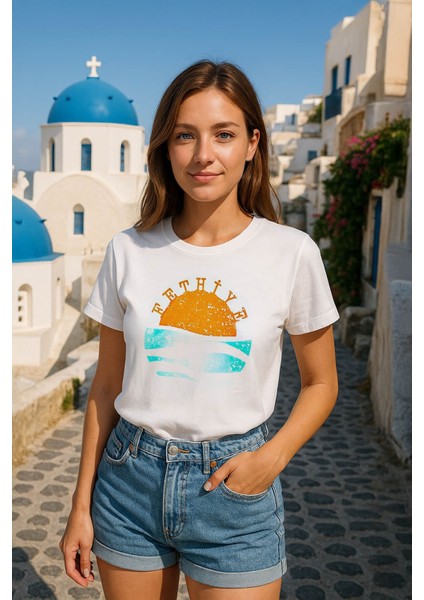 Kadın Bisiklet Yaka %100 Pamuk Fethiye Baskılı Kısa Kollu T-Shirt
