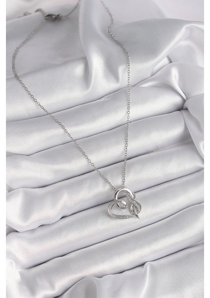316L Çelik Gümüş Renk Zincir Zirkon Taş Detaylı Kalp Model Sonsuzluk Detay Kadın Kolye - TJ-BKO9584 fırsatları