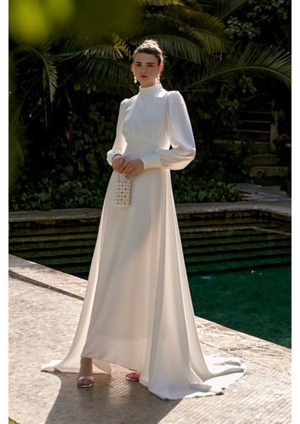 Beyaz Kuyruklu Elena Elbise fırsatları