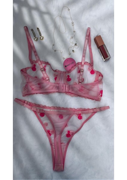 Balenli Çiçek Işlemeli Sütyen Takım Pudra indirimleri