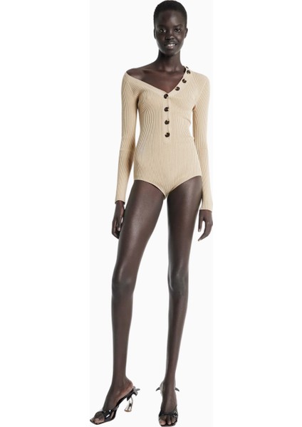 V Yaka Düğmeli Ekru Body Slim Fit Kadın Triko Body Suit 70% Viskon