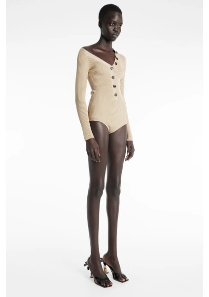 V Yaka Düğmeli Ekru Body Slim Fit Kadın Triko Body Suit 70% Viskon modelleri