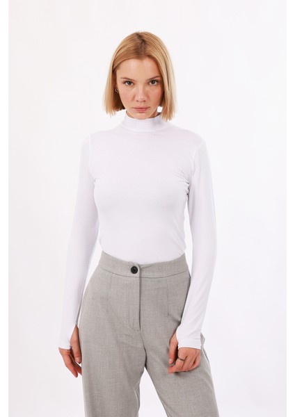 Kadın Parmak Detaylı Body