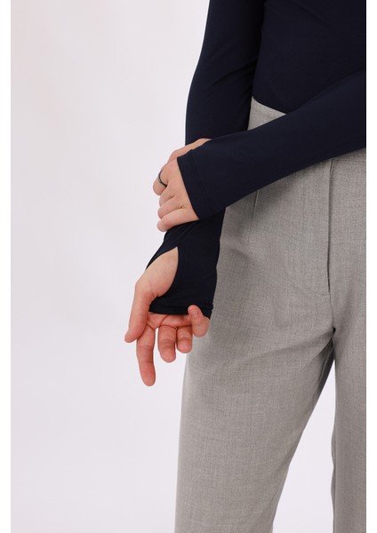 Kadın Parmak Detaylı Body fırsatları