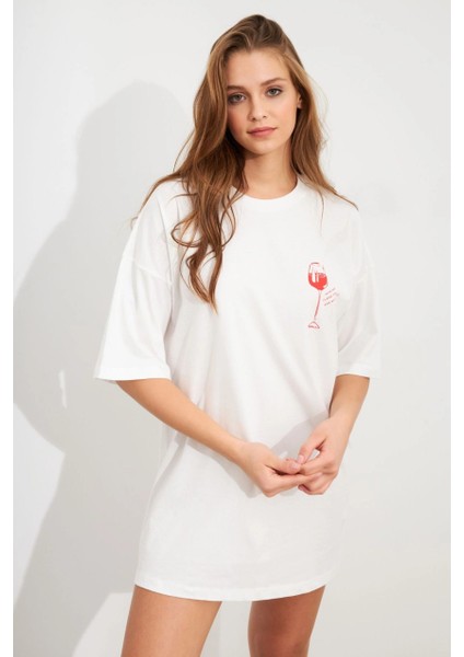Kadın Beyaz Oversize Pijama T-Shirt TPG14 indirimleri