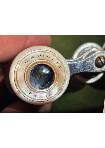 Işlemeli Fransız Opera Ürünü 9,5 cm 7 cm Ölçülerinde