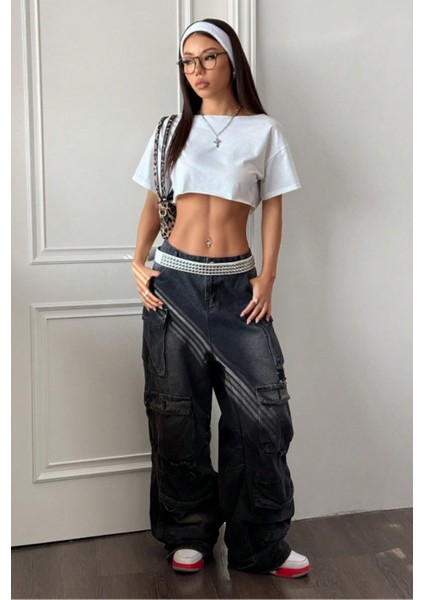 Kadın Beyaz Kayık Yaka Oversize Crop T-Shirt