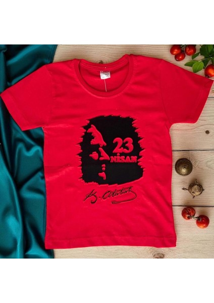 Dijital Atatürk 23 Nisan Baskılı Tshırt Kırmızı