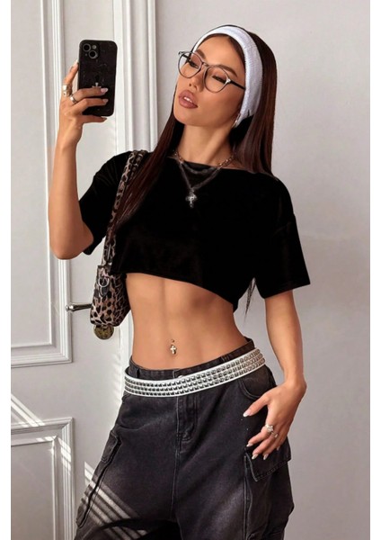 Kadın Siyah Kayık Yaka Oversize Crop T-Shirt fiyatları
