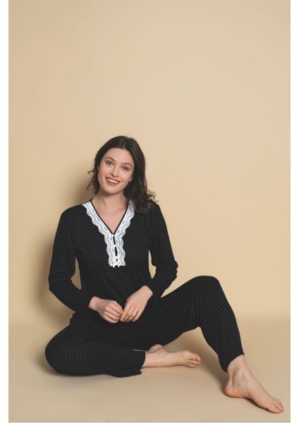 Kadın Önden Düğmeli Pijama Takımı Yeni Sezons