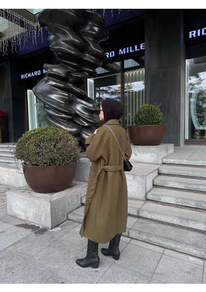Kemerli Haki yeşili Kaşe Kaban modelleri