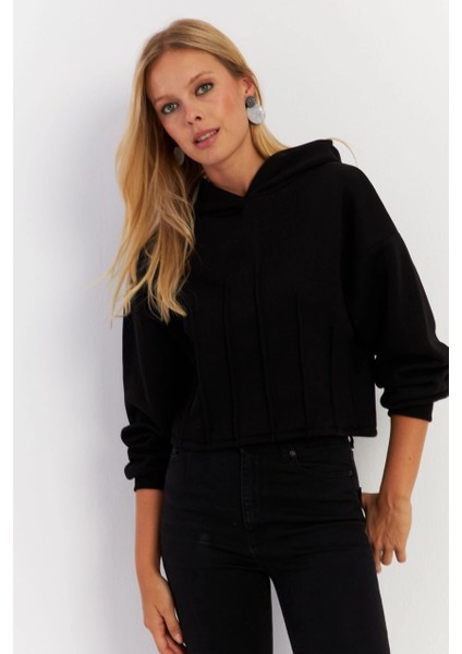 Kadın Siyah Nervüllü Üç İplik Sweatshirt TF13 fırsatları