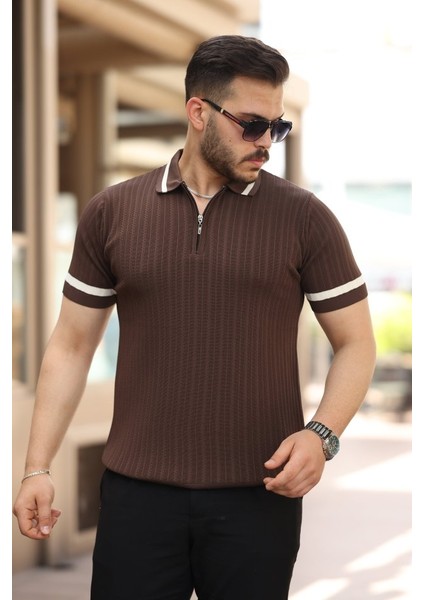Erkek Yaka ve Kolları Çizgi Detaylı Fermuarlı Kısa Kollu T-Shirt