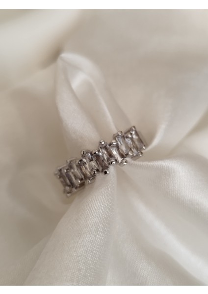 Ladybirdbujiteri Zirkon Taşlı Baget Kesim Özel Seri Yarım Tur Ayarlanabilir Çelik Yüzük