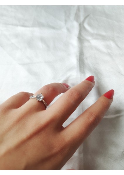 Ladybirdbujiteri Zirkon Taşlı Lotus Model Ayarlanabilir Çelik Tektaş Yüzük fiyatları