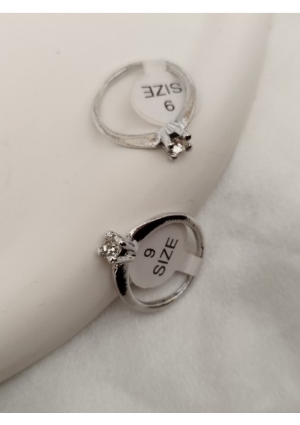 Ladybirdbujiteri V Kesim Tektaş Çelik Yüzük Küçük Boy modelleri