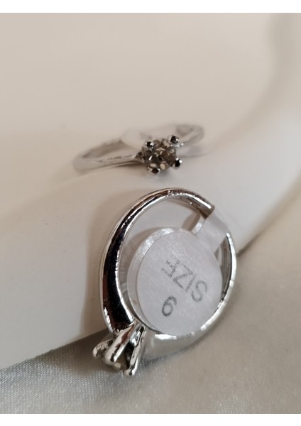 Ladybirdbujiteri V Kesim Tektaş Çelik Yüzük Küçük Boy fırsatları