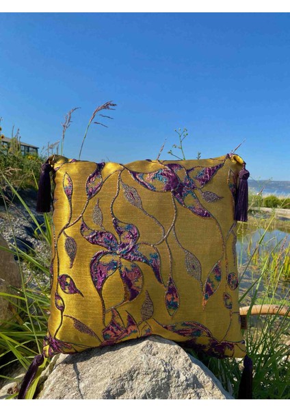 Altın Yaprak Rüyası (Kalın El Işi Püsküllü) 45X45 Kırlent (premium) fırsatları