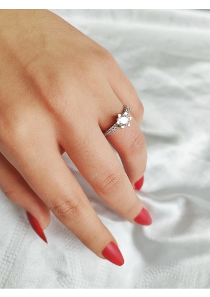 Ladybirdbujiteri Yanları Taşlı Ayarlanabilir Model Çiçek Figur Zirkon Taşlı Tektaş Çelik Yüzük