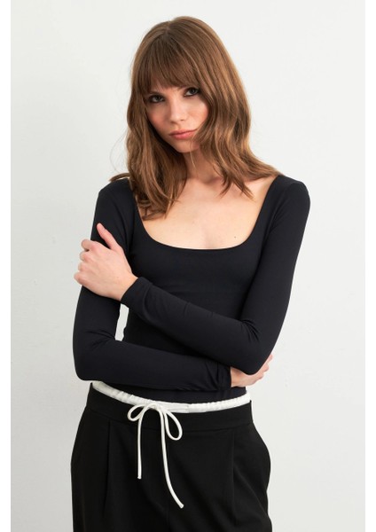 Kadın Siyah Kayık Yaka Basic Body CY352 modelleri