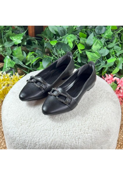 Taş Detaylı Tokalı Klasik Babet M1079