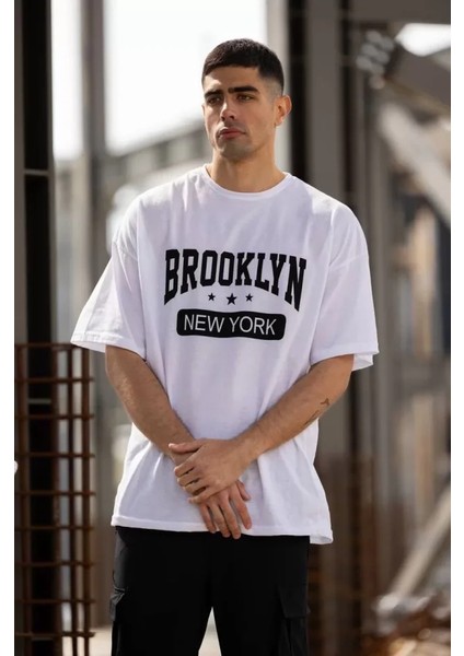 Unisex Bisiklet Yaka Baskılı Oversize T-Shirt - Beyaz modelleri