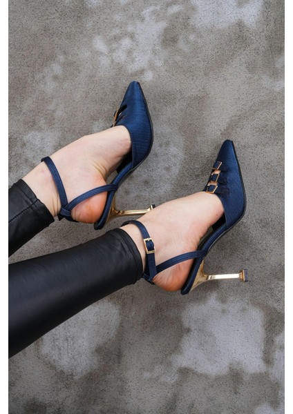 Lacivert Çizgili Saten 8,5 cm Altın Topuklu Arkadan Bantlı Stiletto Topuklu Ayakkabı 5927 fırsatları